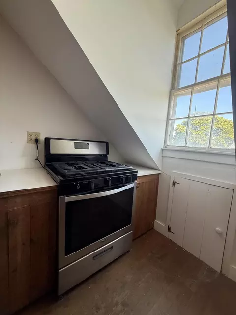 Kitchen - 64 Main St, Vinalhaven, ME 04863 photo 1 of 7