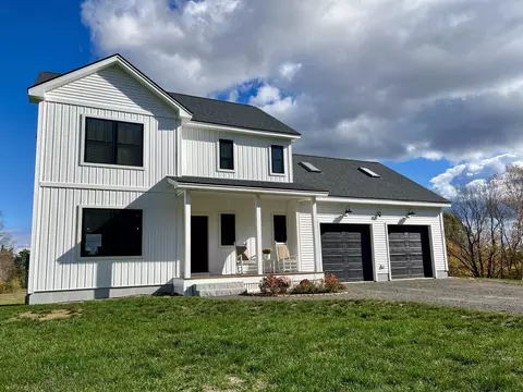 690 Lebanon Rd, North Berwick, ME 03906