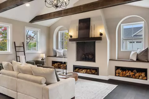 6 Tide Water Dr, Biddeford, ME 04005