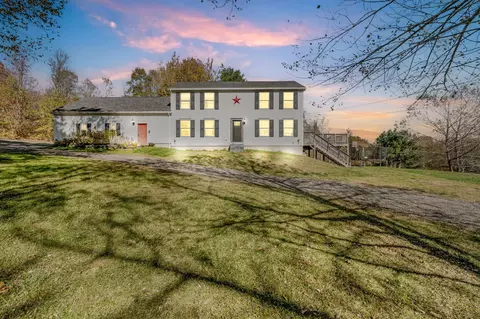 317 Cross Rd, Cushing, ME 04563