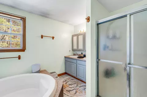 Bath - 317 Cross Rd, Cushing, ME 04563 photo 2 of 4