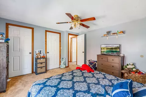 Bedroom - 317 Cross Rd, Cushing, ME 04563 photo 6 of 6