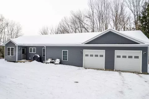 206 Livermore Falls Rd, Farmington, ME 04938