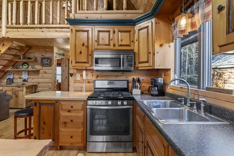 21 Third St, Embden, ME 04958 photo 10