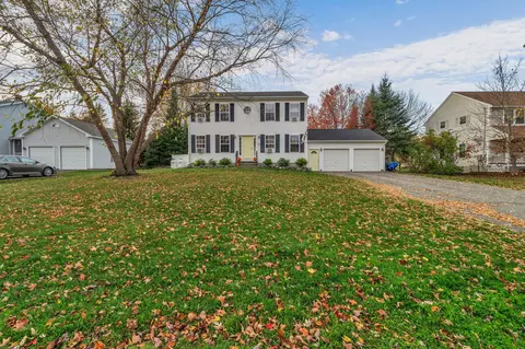 10 Independence Ave, Hampden, ME 04444