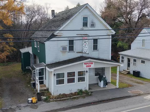 1716 Main St, Mapleton, ME 04757