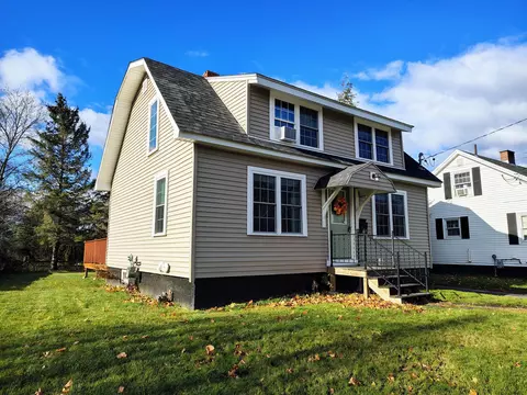 95 Silk St, Brewer, ME 04412
