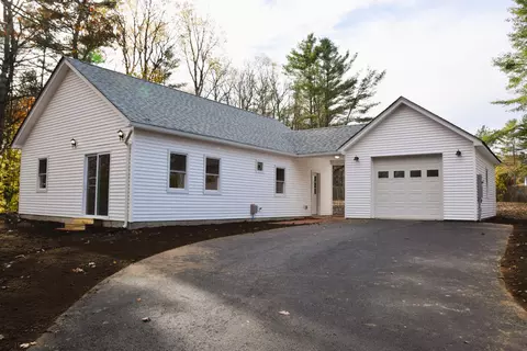 83 Preble Ave, Madison, ME 04950