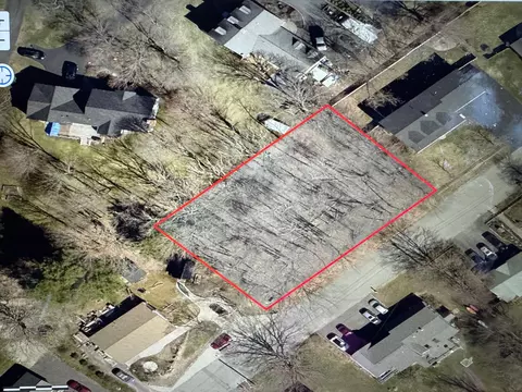 89 Cobb Ave, Portland, ME 04102