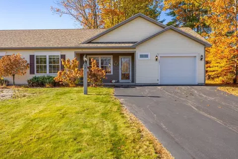 2 Berry Ln #101, Biddeford, ME 04005