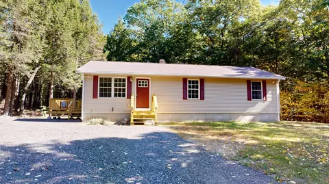 71 Darbick Ter, Hollis, ME 04042