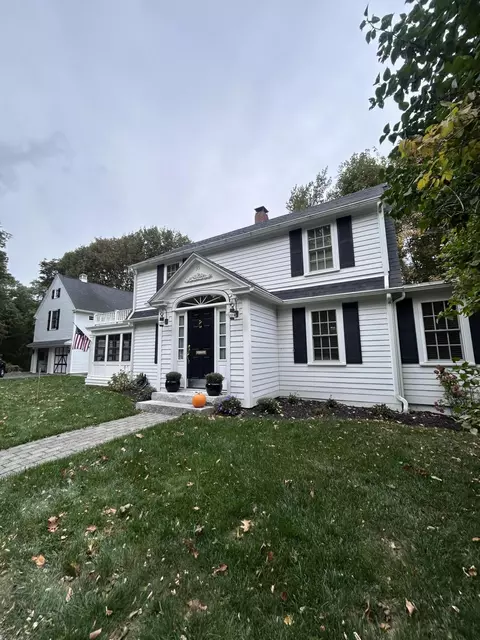 35 Prospect Ave, Bar Harbor, ME 04609