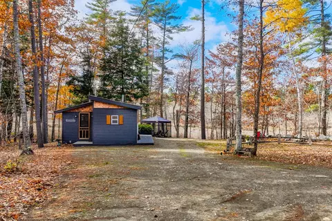 301 Bushey Shore Rd, Palermo, ME 04354