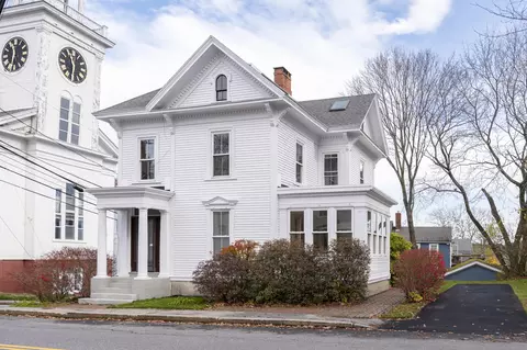 839 Washington St, Bath, ME 04530