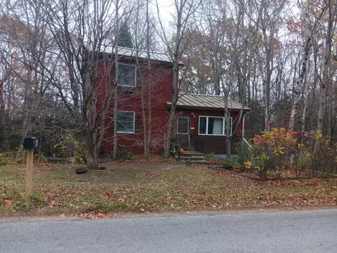 561 Eight Rod Rd, Augusta, ME 04330