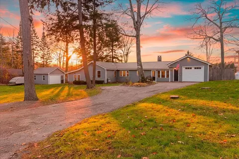 63 Maple Ridge Dr, Monmouth, ME 04259