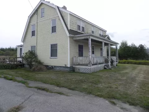 260 County Rd, Lubec, ME 04652
