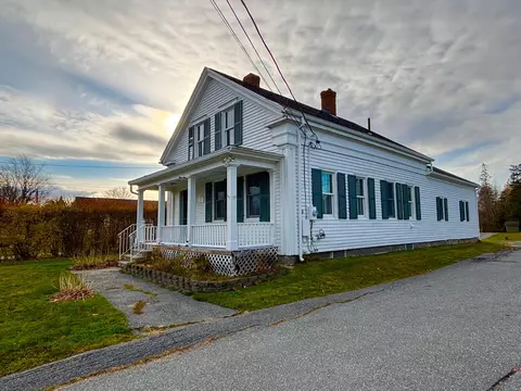 79 Main St, Milbridge, ME 04658