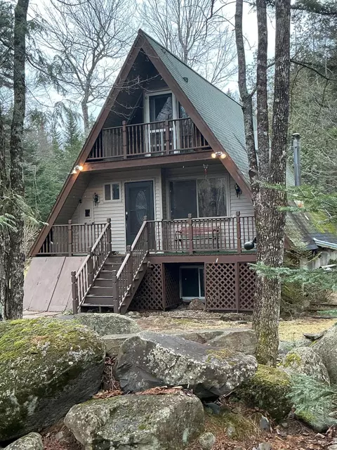 645 Reeds Mill Rd, Madrid Twp, ME 04966