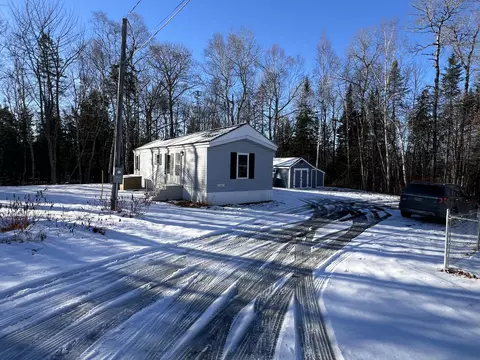 13 Sanford Ave, Milo, ME 04463