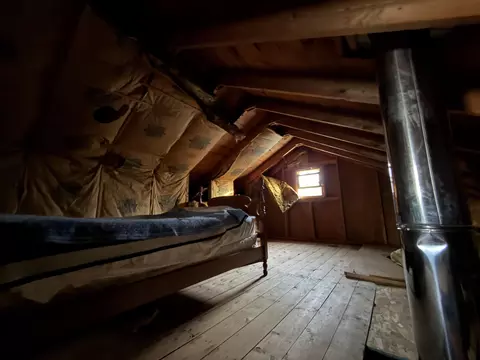 Bedroom - 2304 Maxwell Rd, Springfield, ME 04487 photo 2 of 3