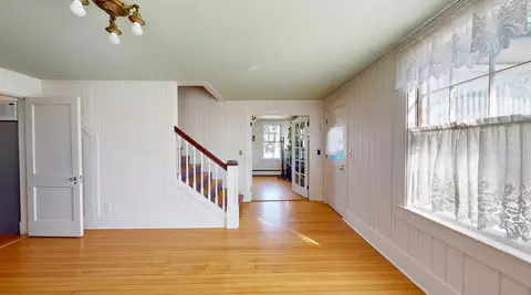 Entry Way - 49 Summit Rd, Mount Desert, ME 04660 photo 1 of 3