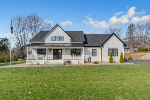 1 Tide Water Dr, Biddeford, ME 04005