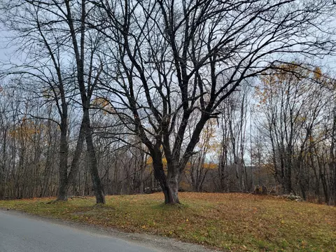 362 Main St, Baileyville, ME 04694