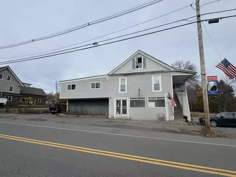 49 Main St, Hartland, ME 04943