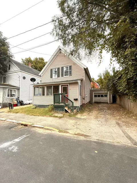 16 Rangeley Pl, Rumford, ME 04276