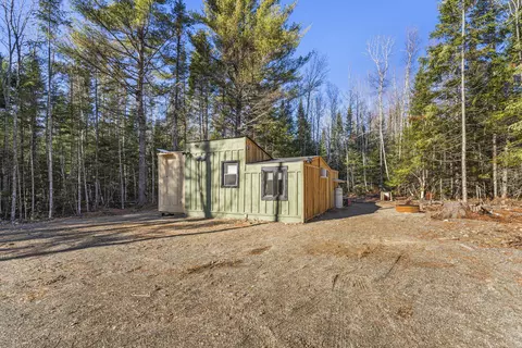 17 Otter Trl, Greenbush, ME 04418