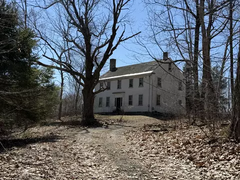 489 Back Rd, Skowhegan, ME 04976
