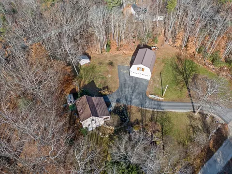 4 Chelsey Ln, Gray, ME 04039