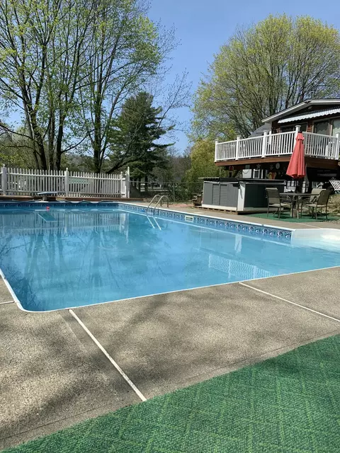 74 Zions Hill Rd, Dexter, ME 04930