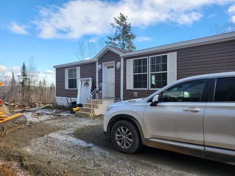 510 Canaan Rd, Hartland, ME 04943