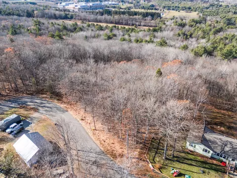 118 Cathy St, Augusta, ME 04330 photo 4