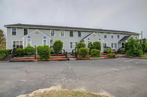 10 Ocean Park Rd #5, Old Orchard Beach, ME 04064