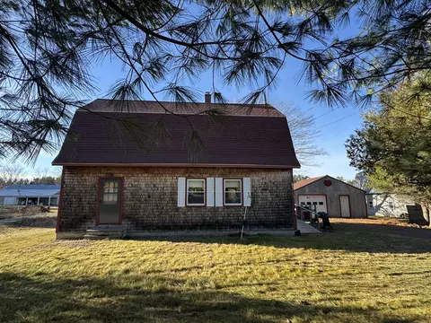 Exterior - 138 Spring Rd, Augusta, ME 04330 photo 4 of 8