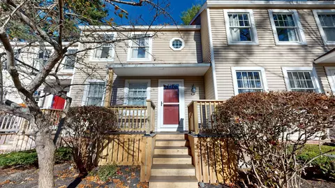 459 Allen Ave #16, Portland, ME 04103