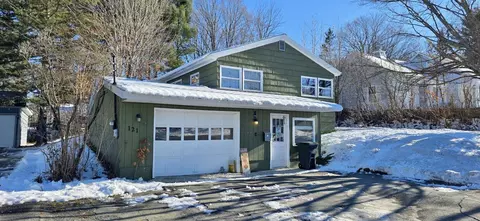 121 Dudley St, Presque Isle, ME 04769