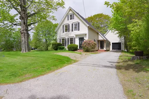 93 Elm St, Camden, ME 04843