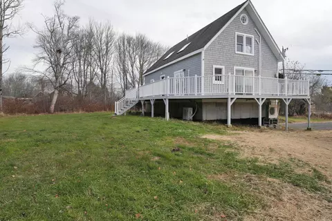 16 Ash Point Rd #16, Harpswell, ME 04079