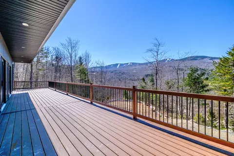 33 Nahama Way, Newry, ME 04261