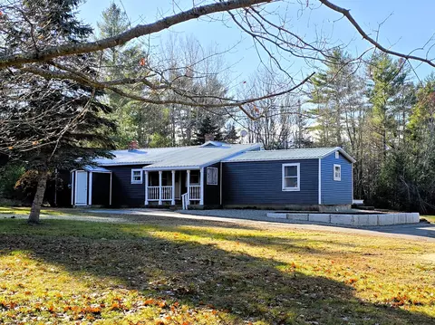 377 Village Rd, Jackson, ME 04921