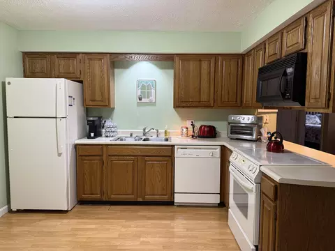 Kitchen - 39 Albert Ave #1, Augusta, ME 04330 photo 1 of 3