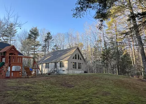 27 Pigeon Rd, Fletchers Landing Twp, ME 04605