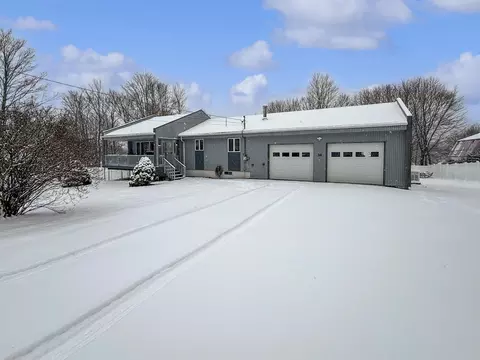 36 N Wiggin St, Greenville, ME 04441