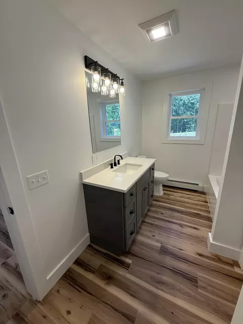 Bath - 157 Quarry Rd, Limerick, ME 04048 photo 2 of 2