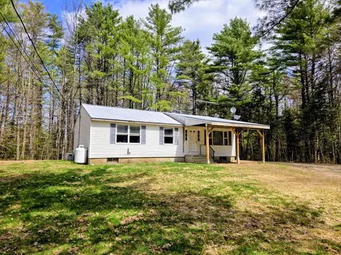 97 Lake St, New Vineyard, ME 04956