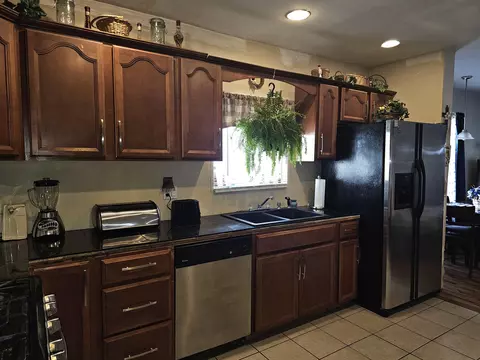 234 Knox St, Rumford, ME 04276
